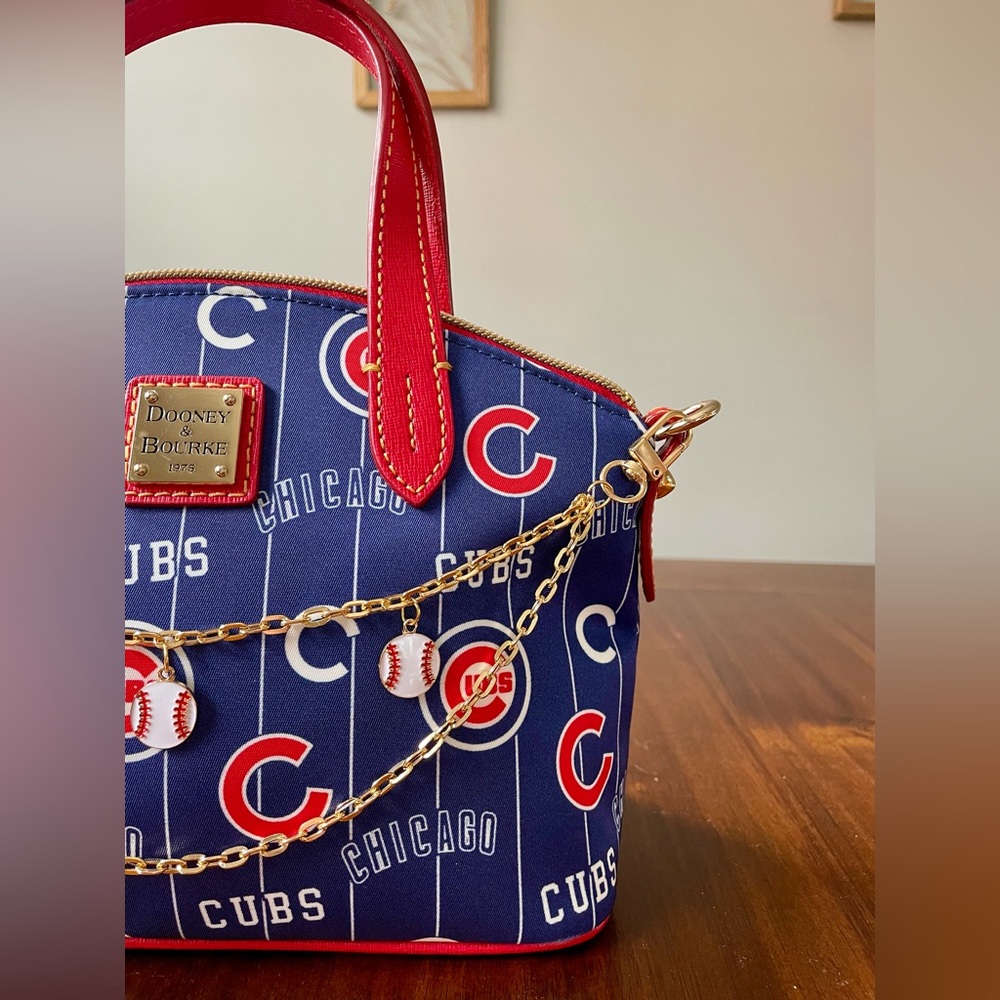 Bag Chain Baseball Hand Crafted - Picture 5 of 5